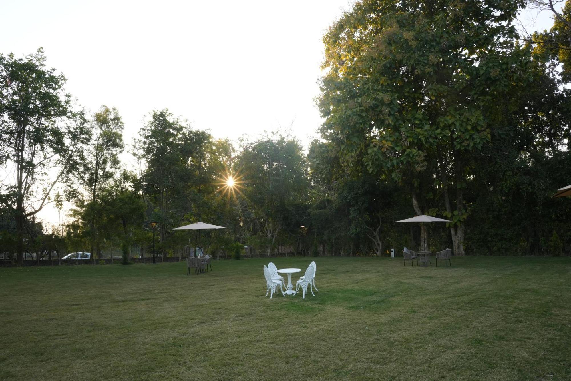 3Acres Resorts デヘラードゥーン エクステリア 写真